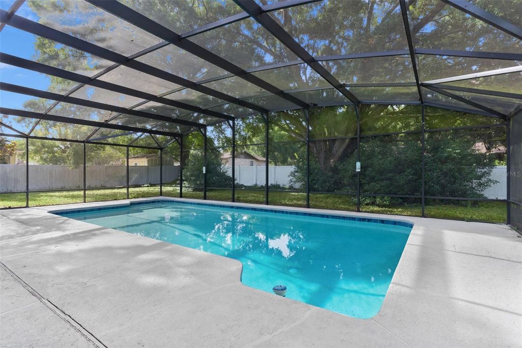 Image 30 of property listing at 307 W BERCKMAN STREET, Fruitland Park, FL 34731