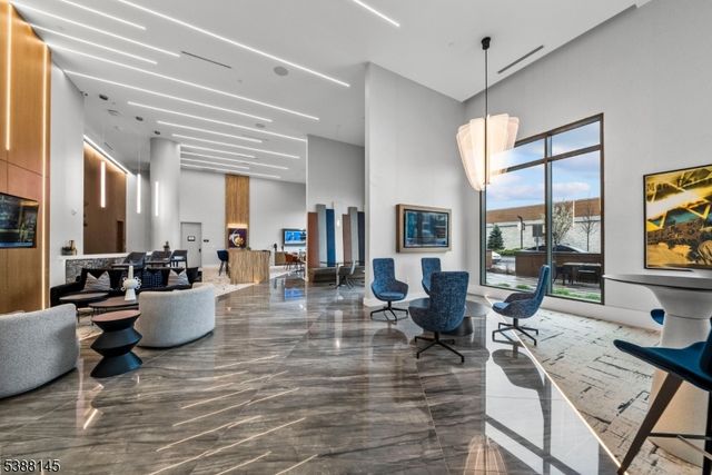 4 Sadie Cir 4103, Union Twp., NJ 07083