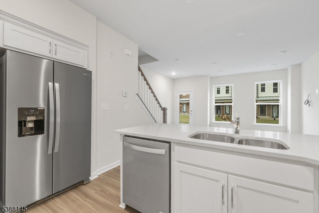 4 Sadie Cir 4103, Union Twp., NJ 07083