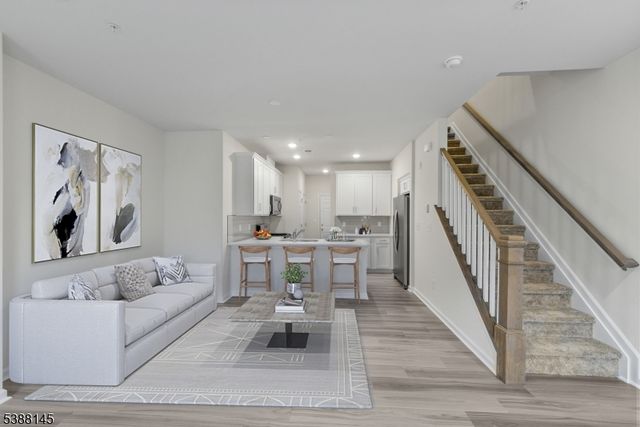 4 Sadie Cir 4103, Union Twp., NJ 07083