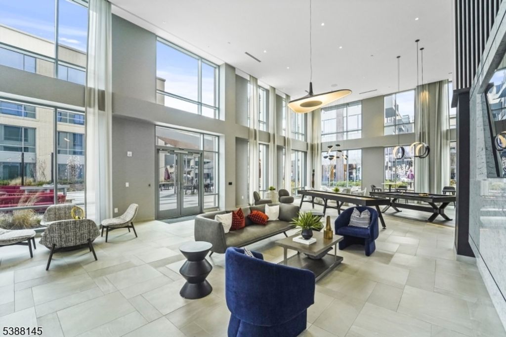 4 Sadie Cir 4103, Union Twp., NJ 07083