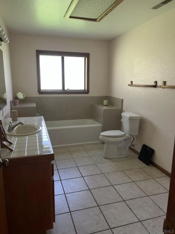 15976 Eagle View Ln, Valley Center, CA 92082