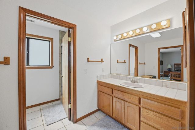 15976 Eagle View Ln, Valley Center, CA 92082