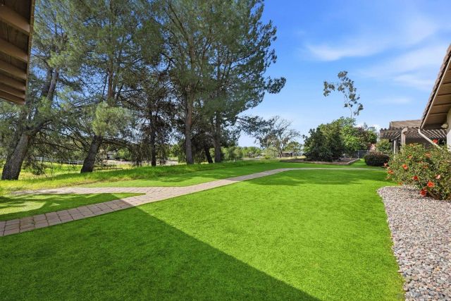 15976 Eagle View Ln, Valley Center, CA 92082