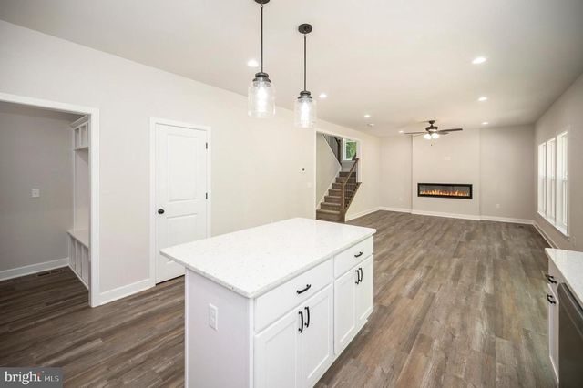 10598 GREENWOOD DR, Spotsylvania, VA 22553