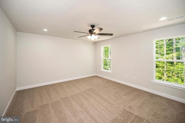 10598 GREENWOOD DR, Spotsylvania, VA 22553