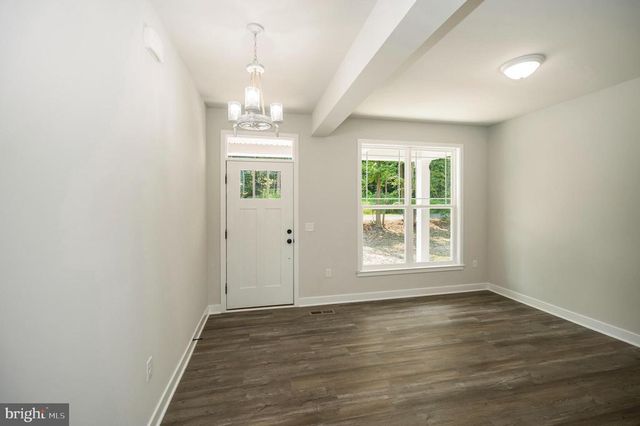 10598 GREENWOOD DR, Spotsylvania, VA 22553