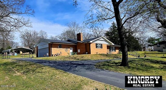 730 E 17th Street Place, Baxter Springs, KS 66713