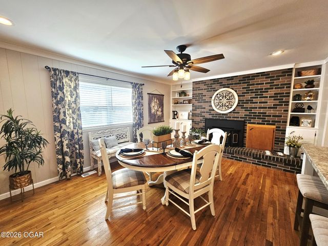 730 E 17th Street Place, Baxter Springs, KS 66713