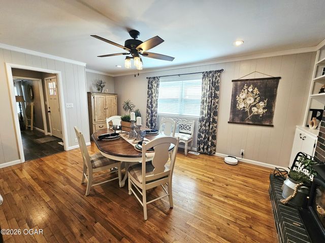 730 E 17th Street Place, Baxter Springs, KS 66713