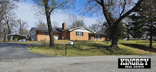 730 E 17th Street Place, Baxter Springs, KS 66713