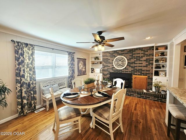 730 E 17th Street Place, Baxter Springs, KS 66713