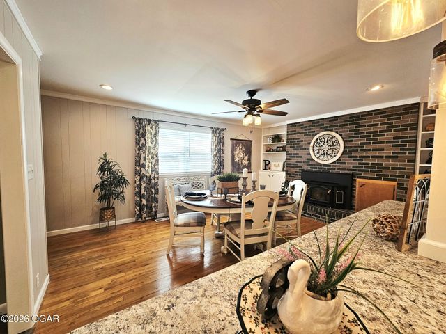 730 E 17th Street Place, Baxter Springs, KS 66713