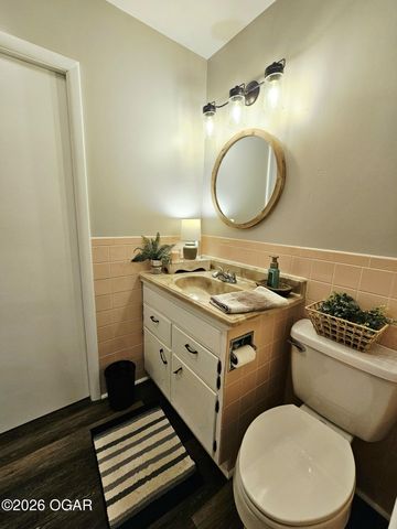 730 E 17th Street Place, Baxter Springs, KS 66713