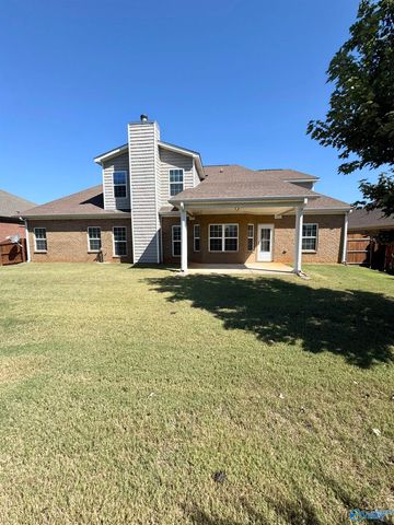 205 Creekedge Circle, Madison, AL 35757