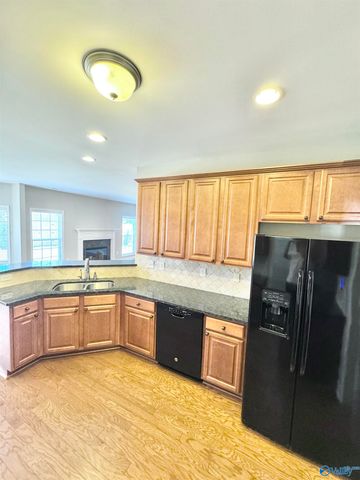 205 Creekedge Circle, Madison, AL 35757