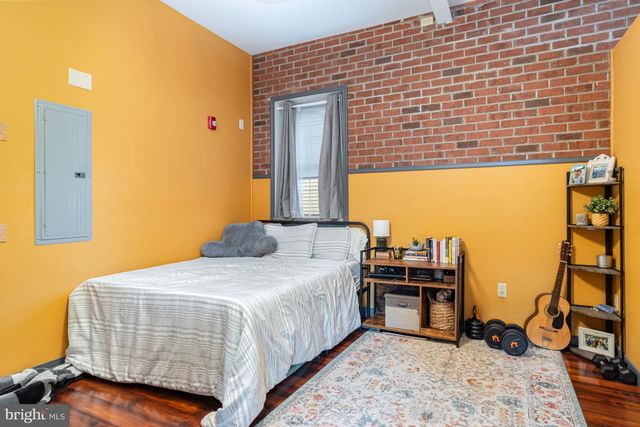 18 E SUNBURY ST, Minersville, PA 17954