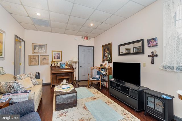 18 E SUNBURY ST, Minersville, PA 17954