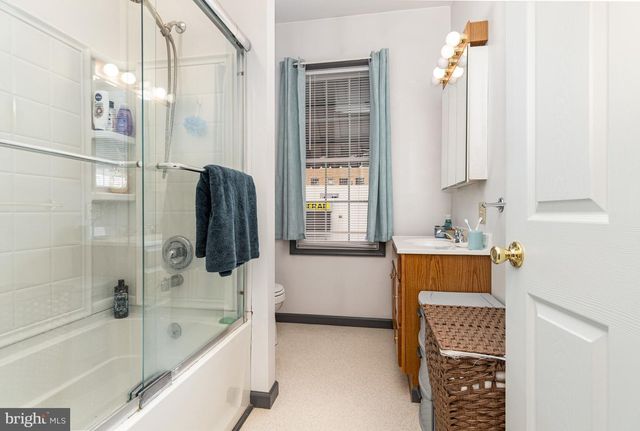 18 E SUNBURY ST, Minersville, PA 17954