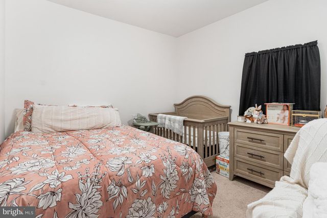 18 E SUNBURY ST, Minersville, PA 17954