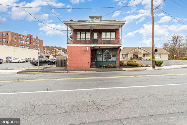 18 E SUNBURY ST, Minersville, PA 17954