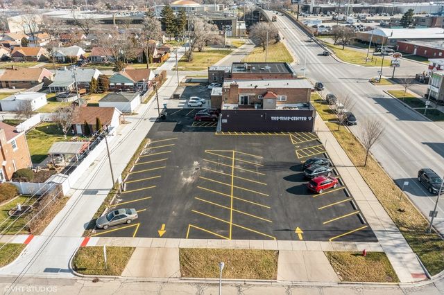 9848 W Roosevelt Road, Westchester, IL 60154