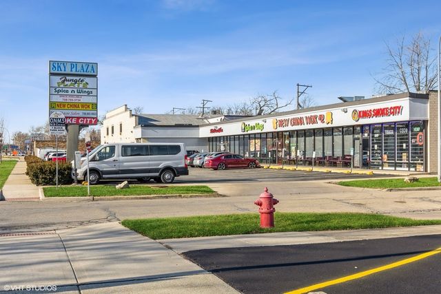 9848 W Roosevelt Road, Westchester, IL 60154