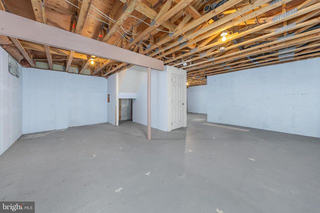 68 KERRY LYNN CT, Williamstown, NJ 08094