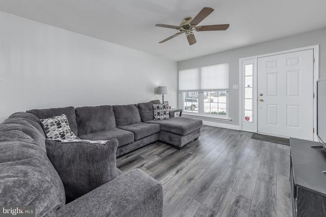 68 KERRY LYNN CT, Williamstown, NJ 08094