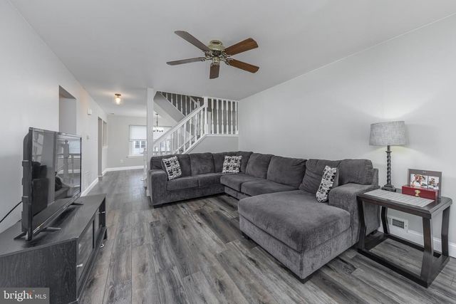 68 KERRY LYNN CT, Williamstown, NJ 08094