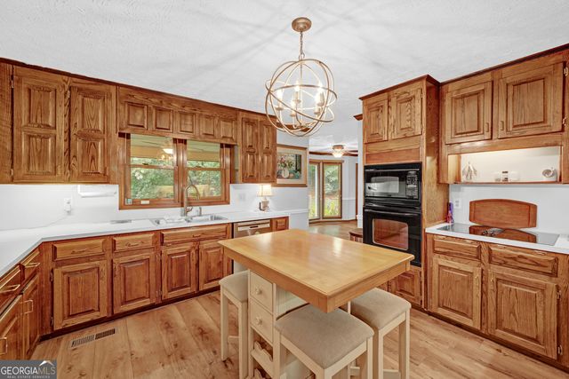 2722 Innsbruck Lane, Marietta, GA 30062