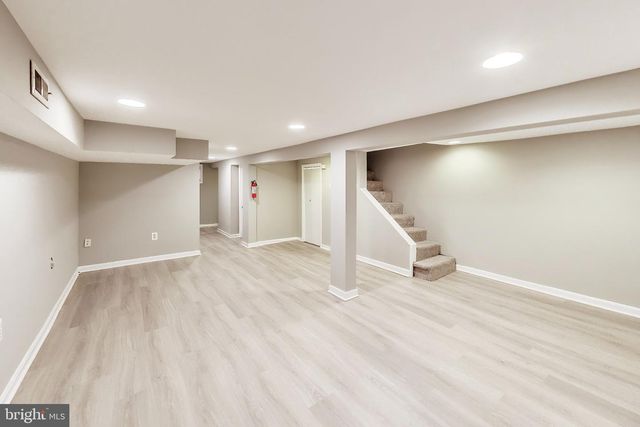 1917 LINCOLN RD NE, Washington, DC 20002