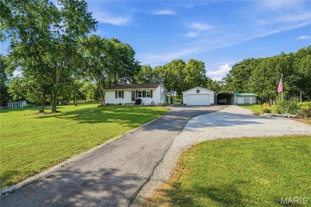 4395 Brevator Road, Moscow Mills, MO 63362