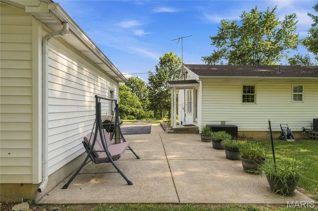 4395 Brevator Road, Moscow Mills, MO 63362