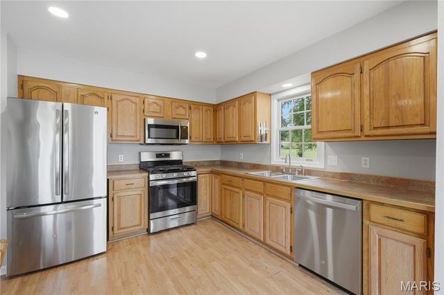 4395 Brevator Road, Moscow Mills, MO 63362