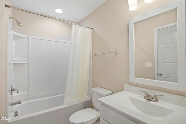 1180 Brown Velvet Lane, Apex, NC 27523