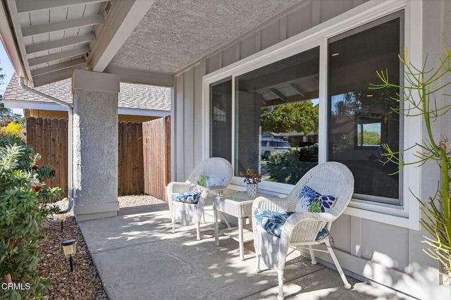 1318 La Paz Drive, Ojai, CA 93023