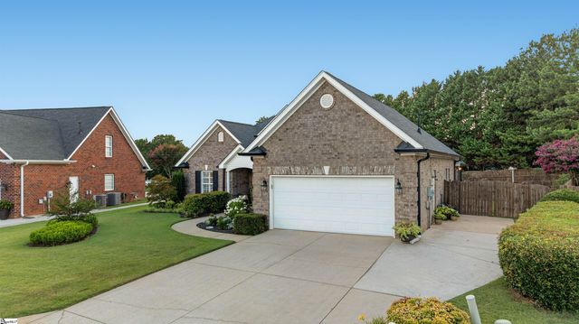 116 Glenaire Drive, Greer, SC 29650