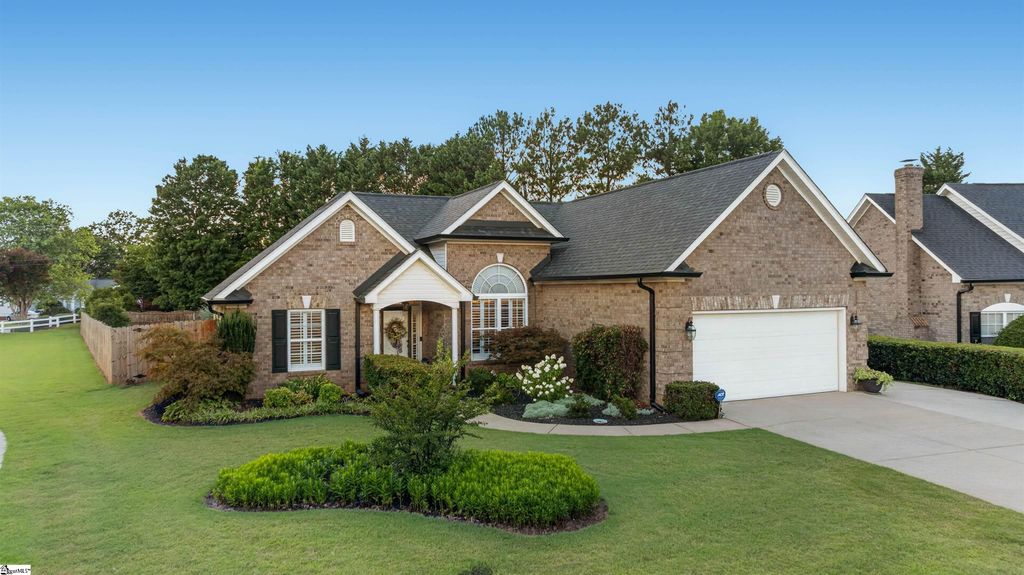 116 Glenaire Drive, Greer, SC 29650