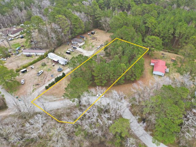 814 Handy St., Longs, SC 29568