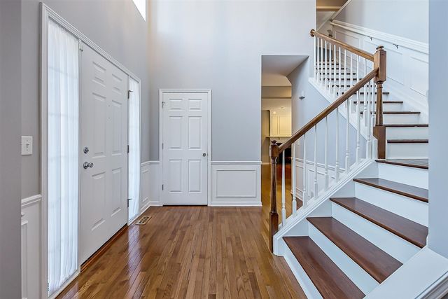 1567 Courtney Court, Ypsilanti, MI 48198