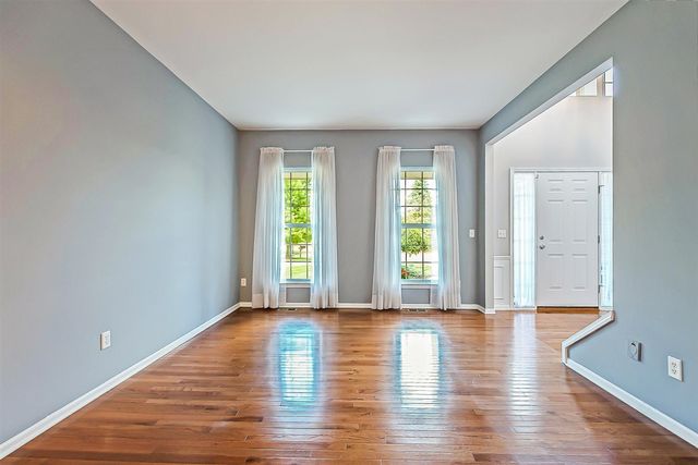 1567 Courtney Court, Ypsilanti, MI 48198