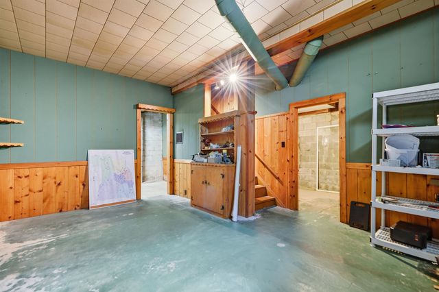 7 Wood Street, Nashua, NH 03064