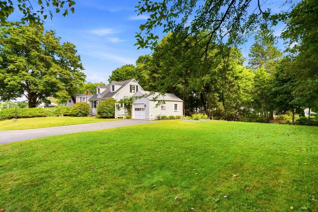 7 Wood Street, Nashua, NH 03064