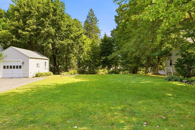 7 Wood Street, Nashua, NH 03064