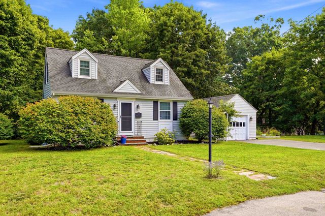 7 Wood Street, Nashua, NH 03064