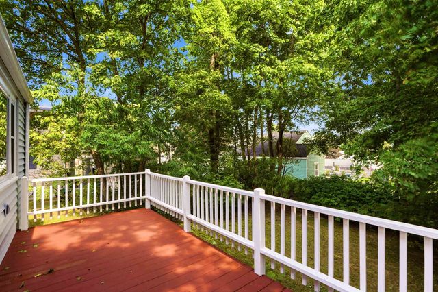 7 Wood Street, Nashua, NH 03064