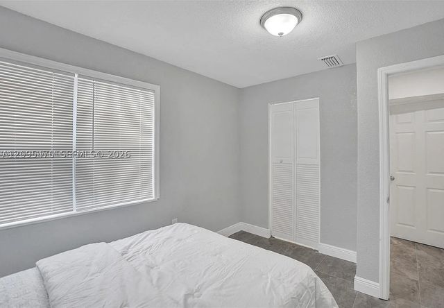 760 NE 152nd St 0, Miami, FL 33162
