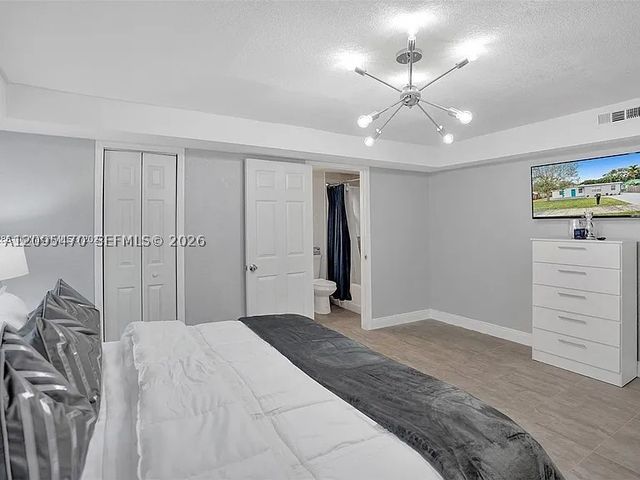760 NE 152nd St 0, Miami, FL 33162