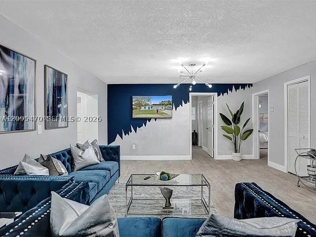 760 NE 152nd St 0, Miami, FL 33162